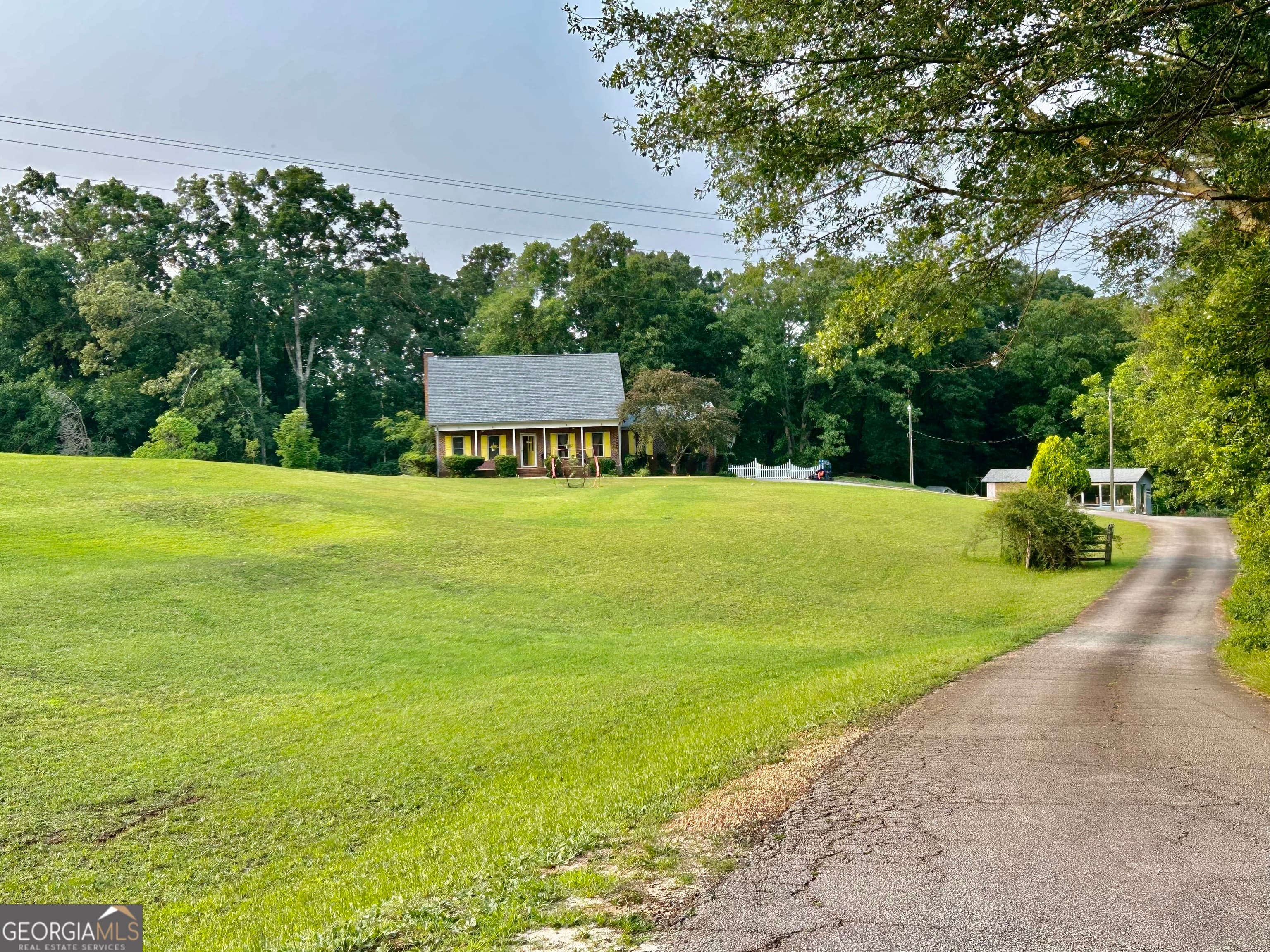 3272 Horace Rd — photo 2