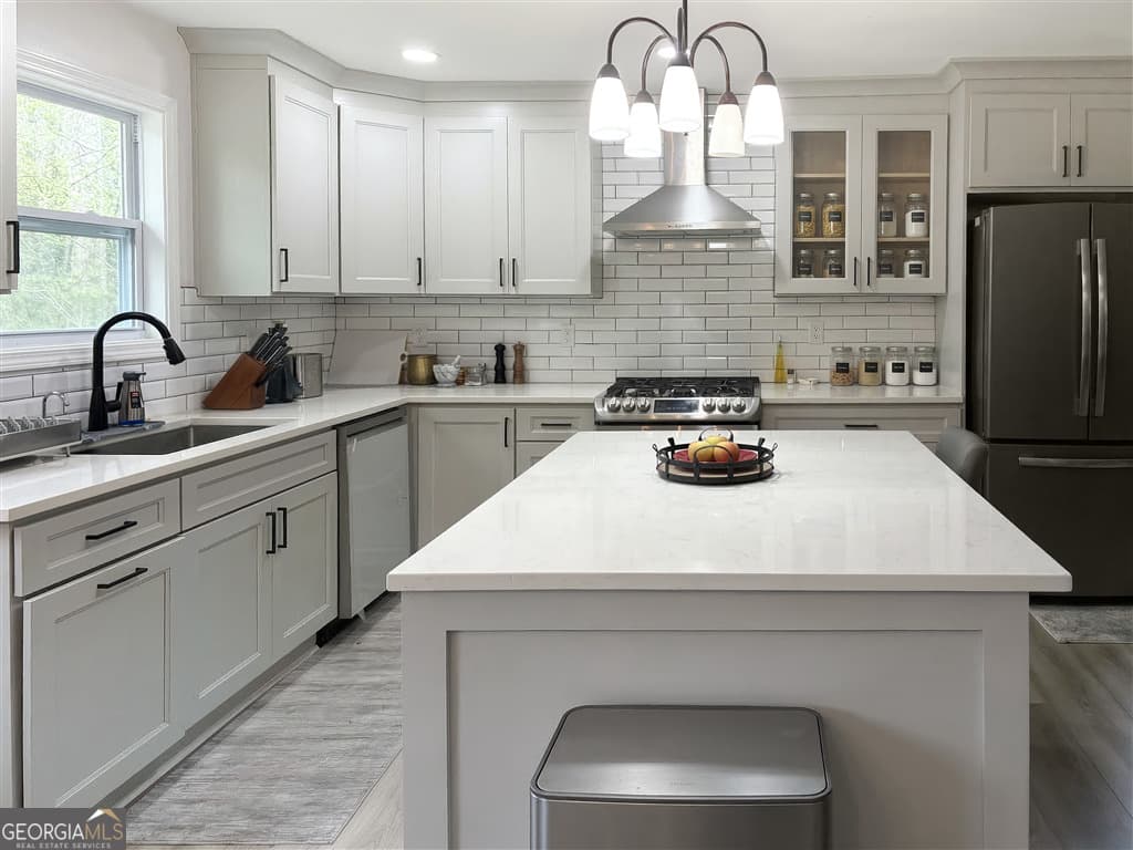 2448 Hillboro Sw Circle — photo 1