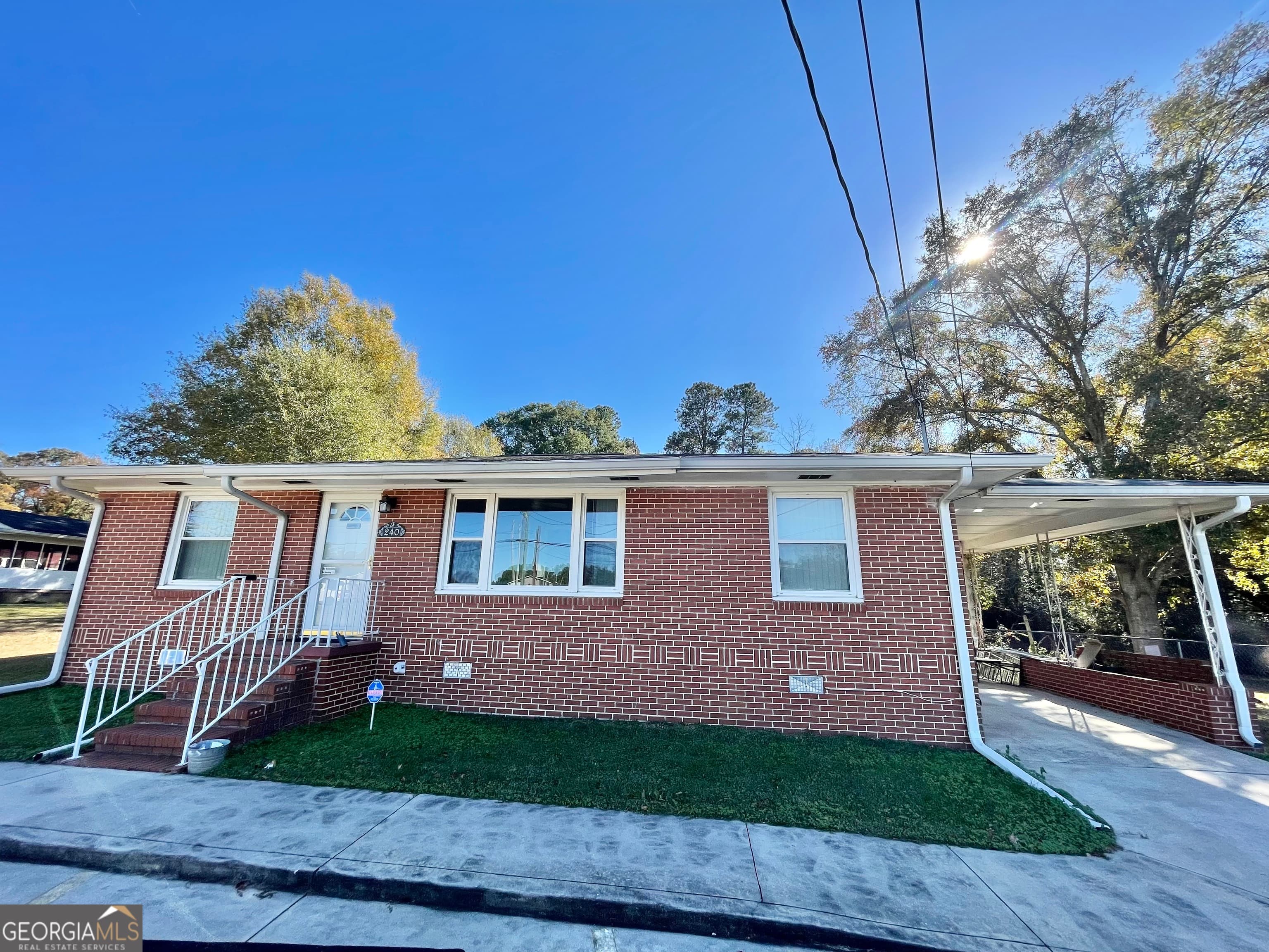 220 Airport Rd — photo 1