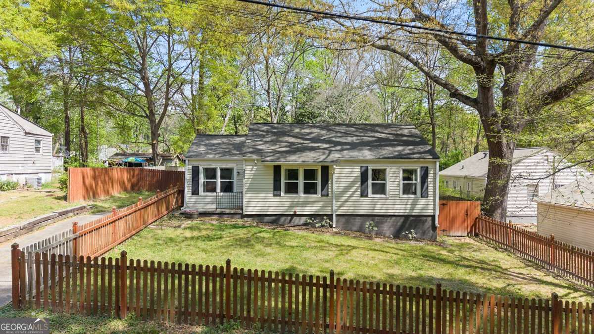 2085 Harold Se Ave — photo 1