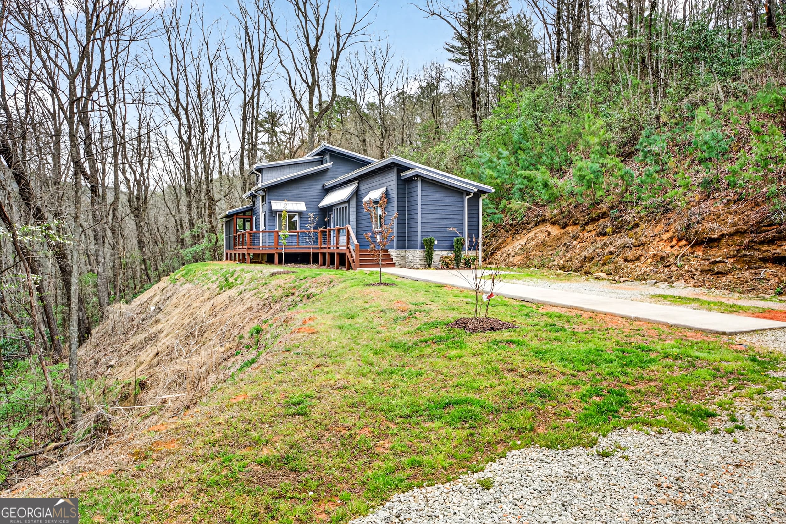 327 Polly Gap Rd — photo 2