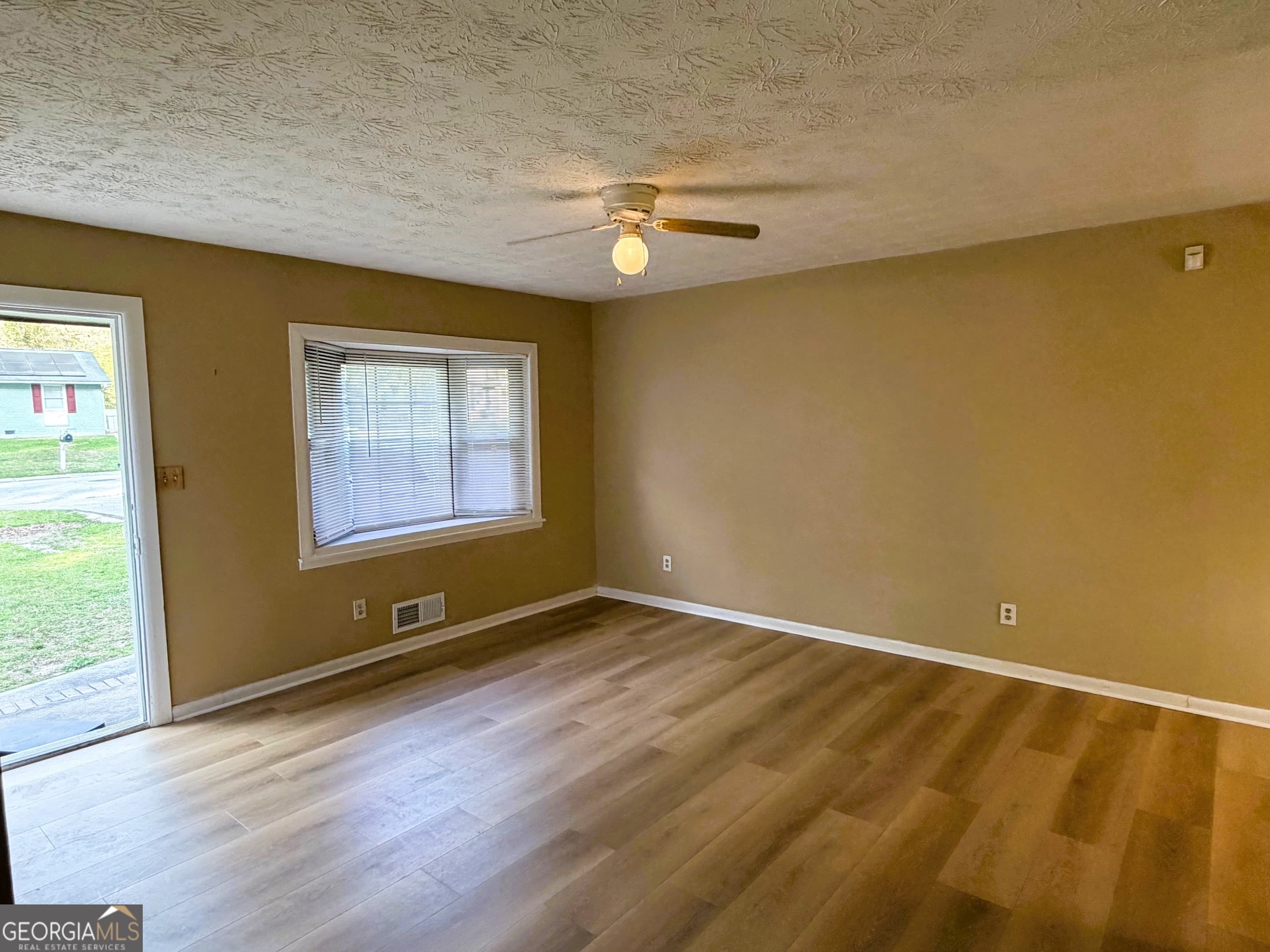 1345 Labelle St — photo 2