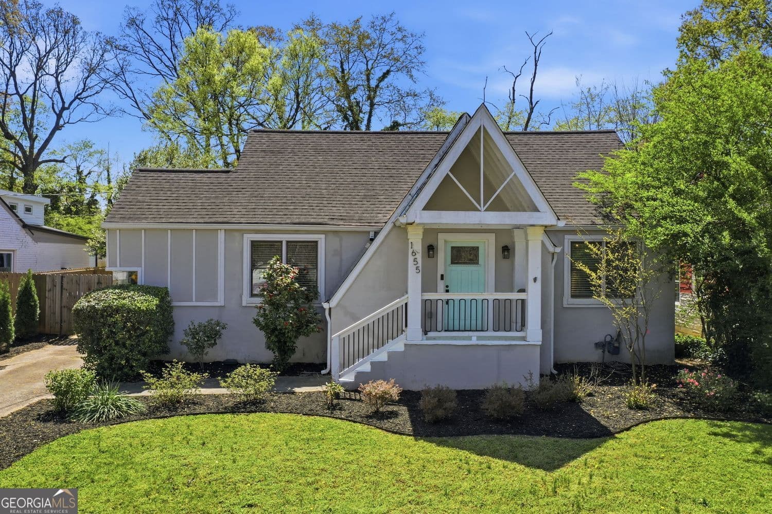 1655 Glenwood Se Ave — photo 1