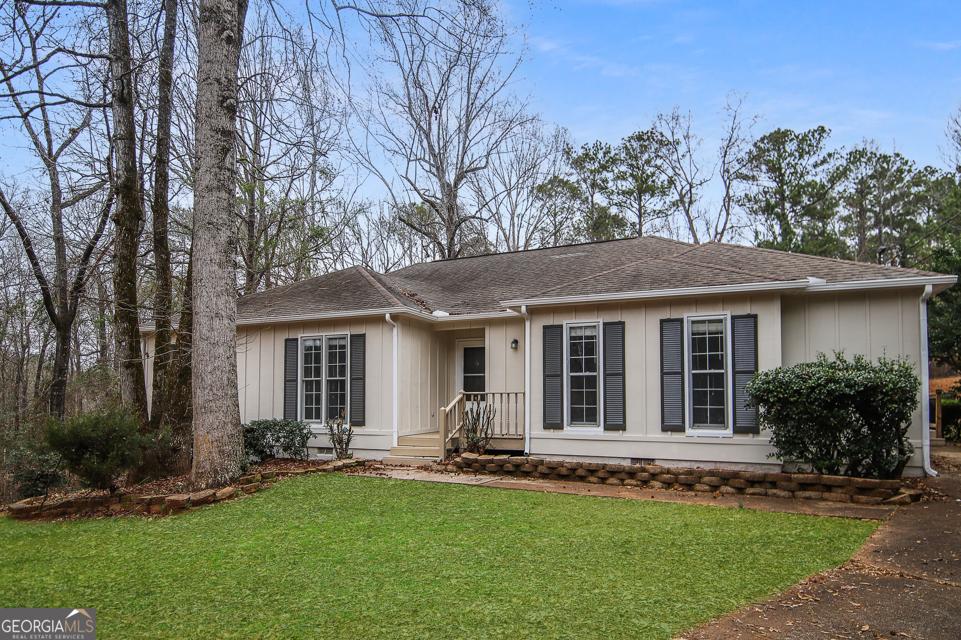 311 Cumberland Dr — photo 2