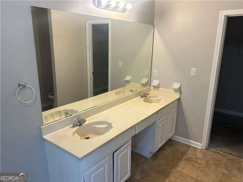 7049 Crestwood Pl — photo 12