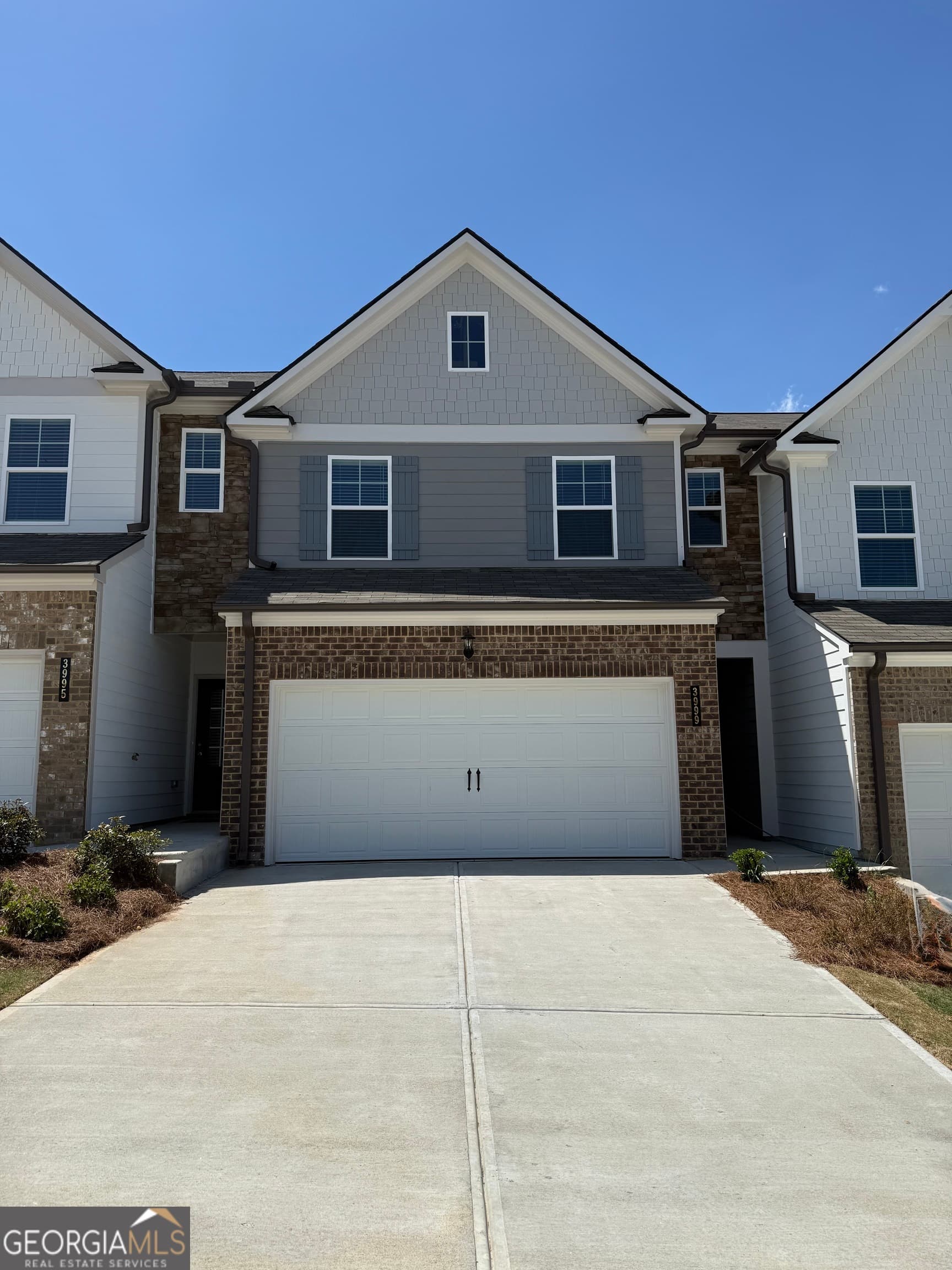 3999 Streamlet Way 158 — photo 1