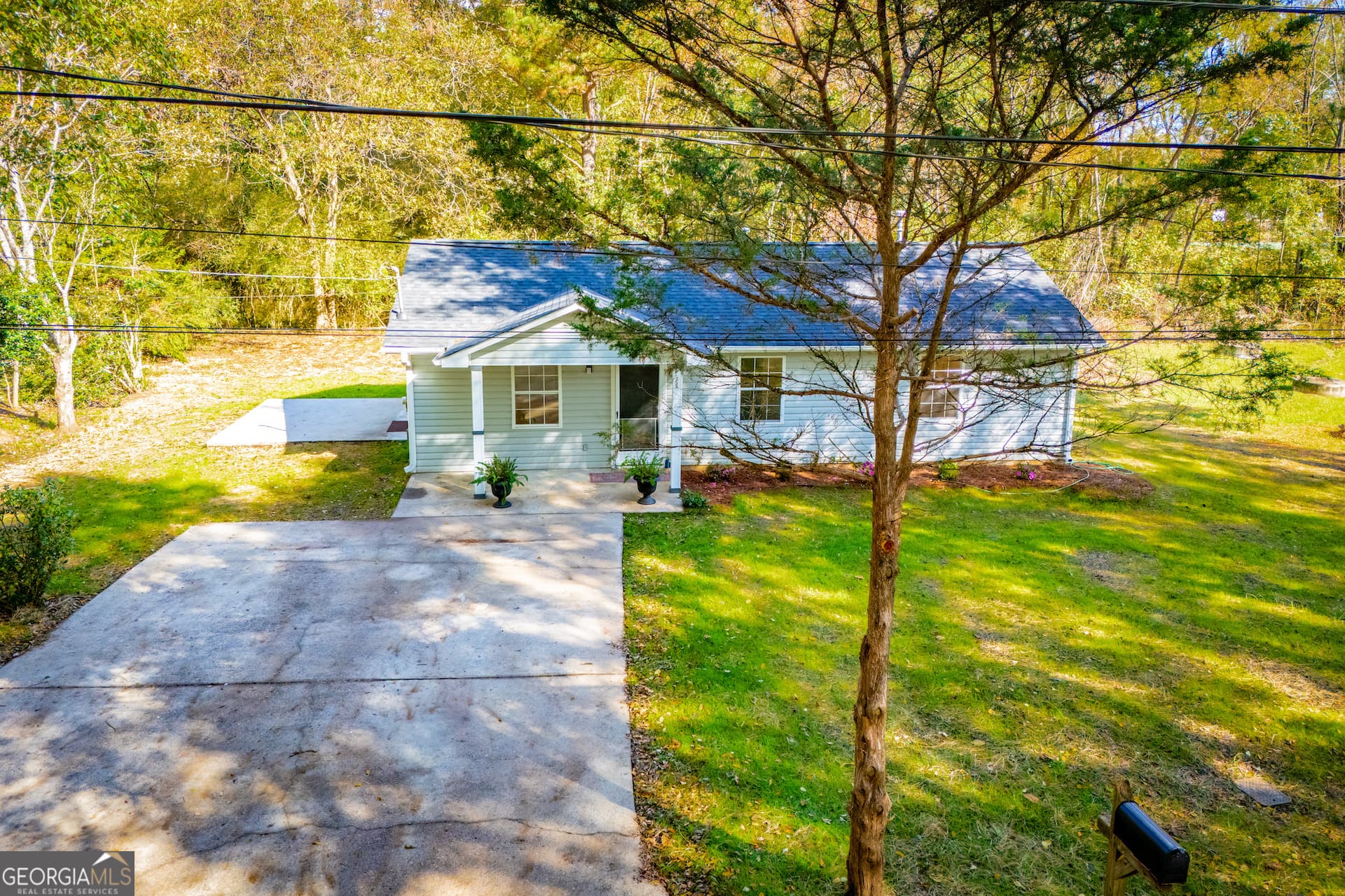 406 Harmon Ave — photo 1