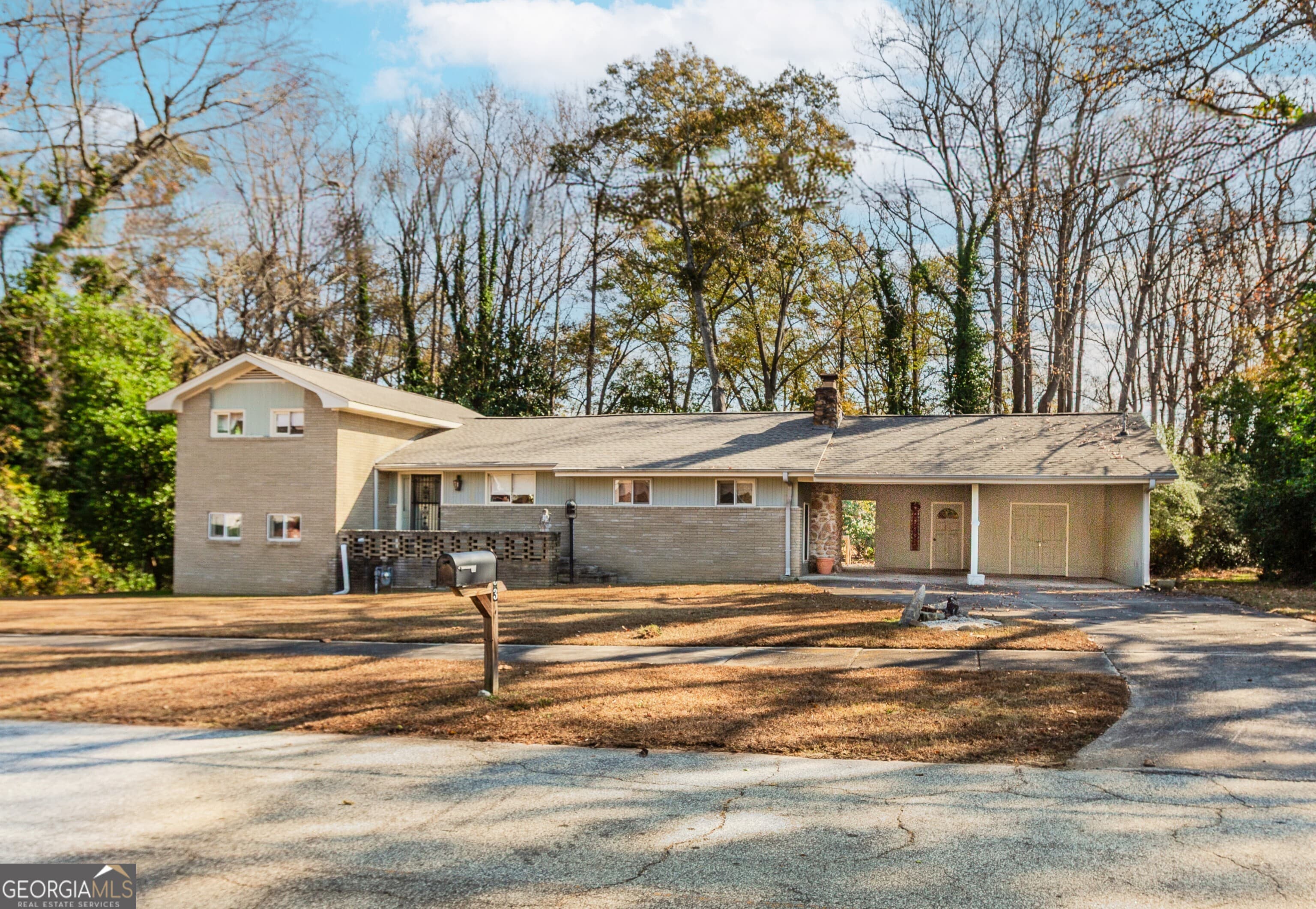 253 3rd Ave — photo 1