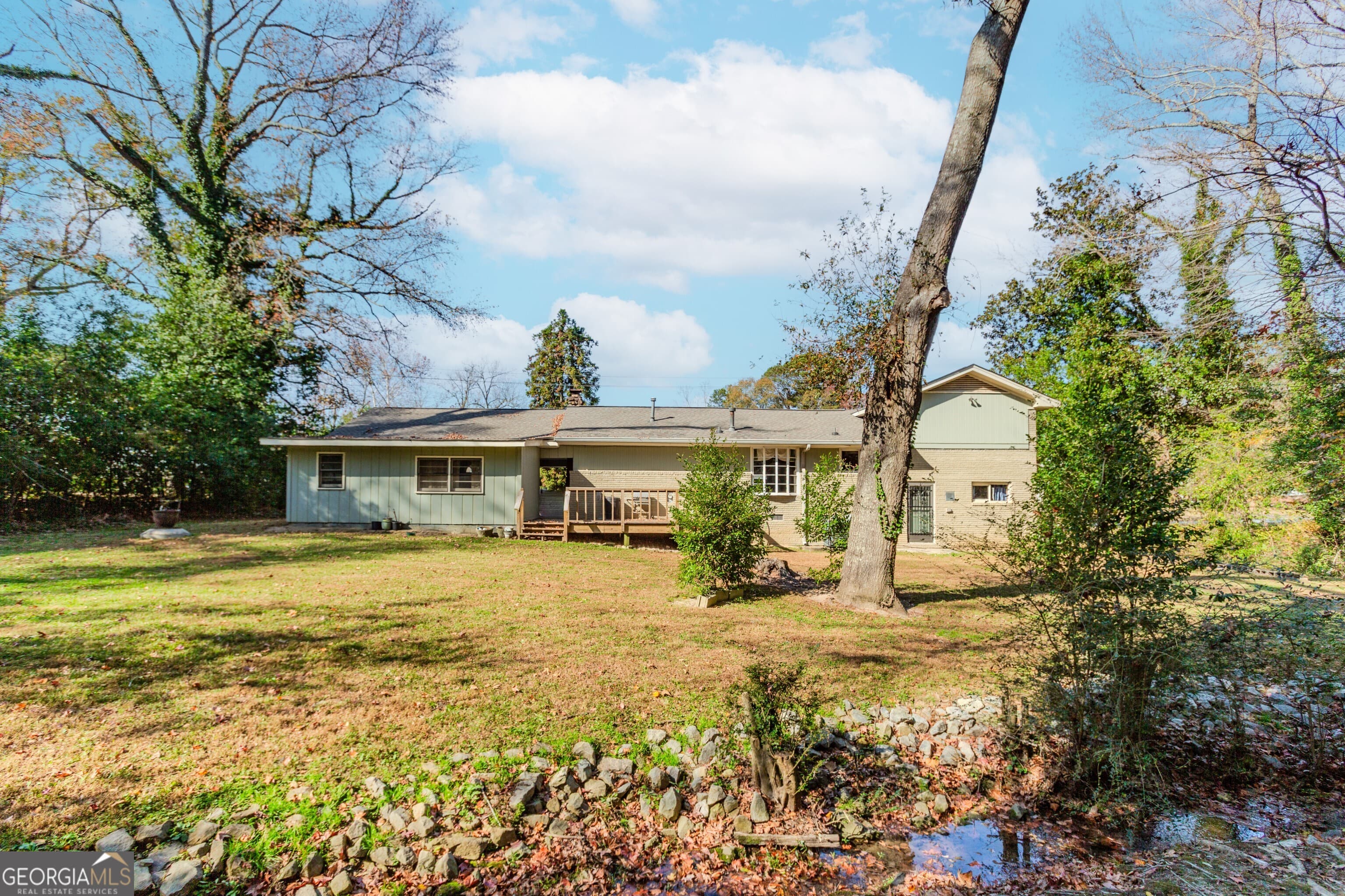 253 3rd Ave — photo 37