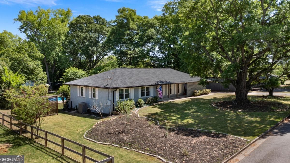 10 Davis St — photo 2