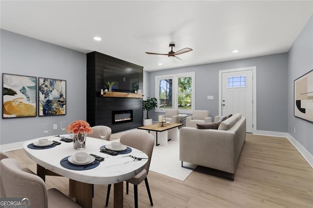 158 Grant St — photo 2