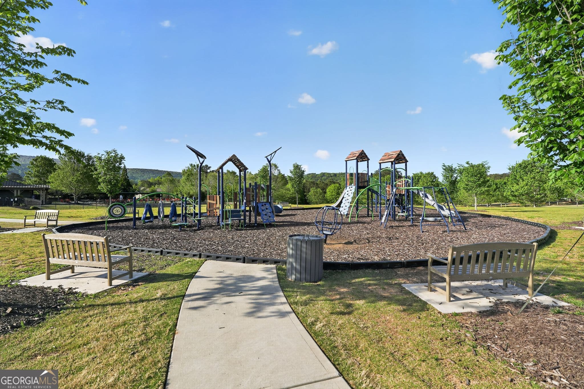 717 Broken Arrow — photo 40