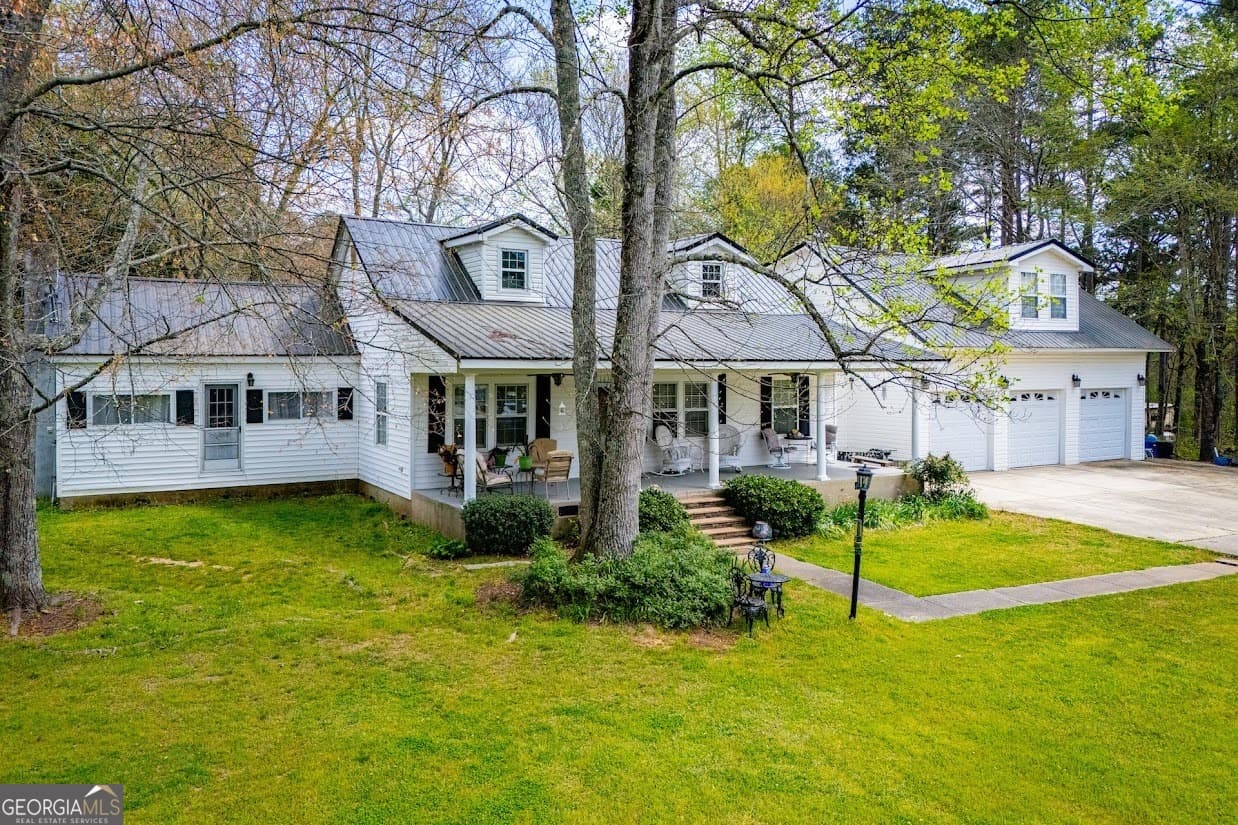 1011 Rainey Rd — photo 1