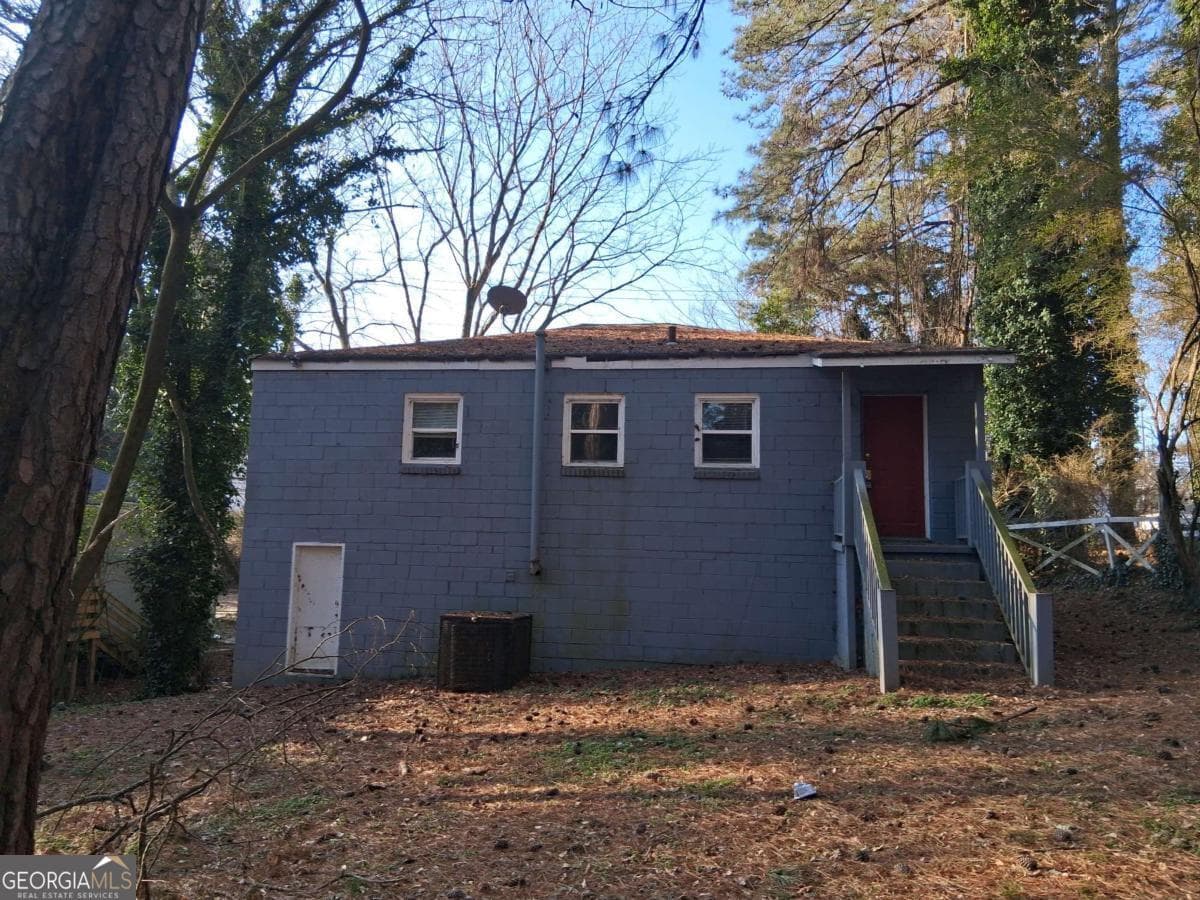 2835 Burton Nw Rd — photo 2