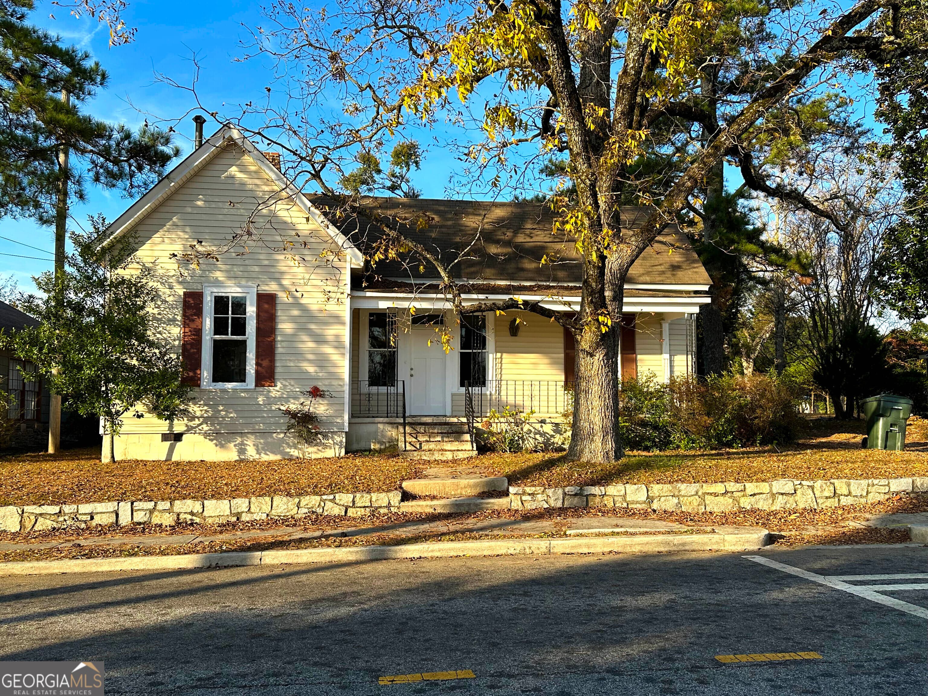 1007 Peek Nw St — photo 1