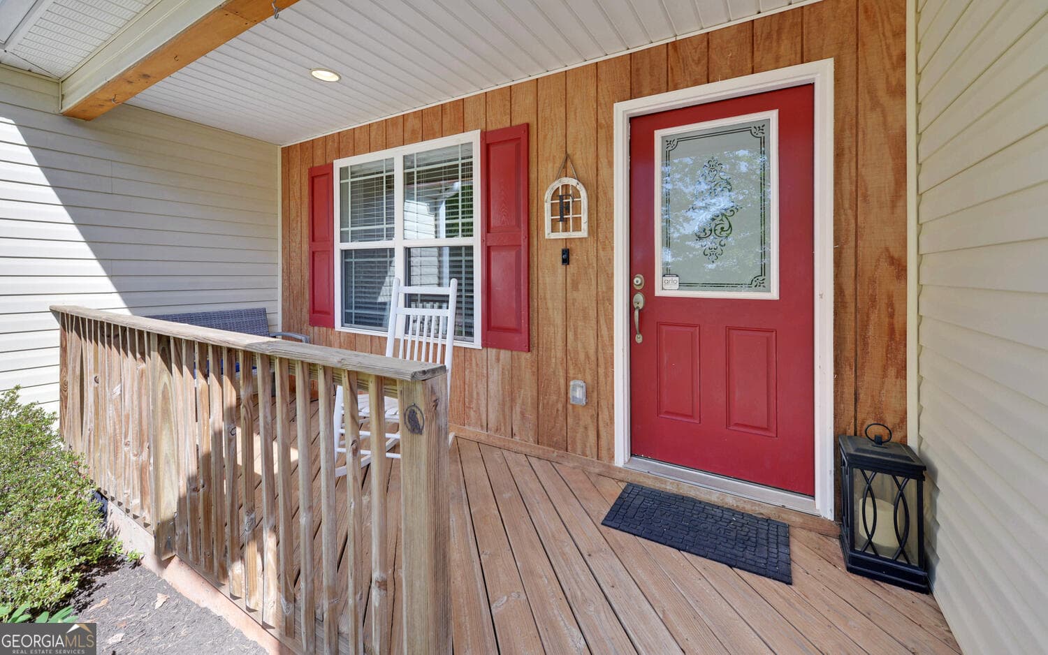 280 Willis Rd — photo 2