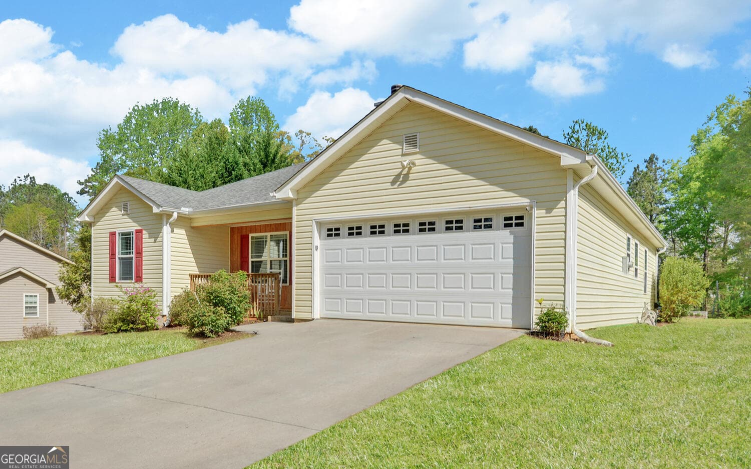 280 Willis Rd — photo 1