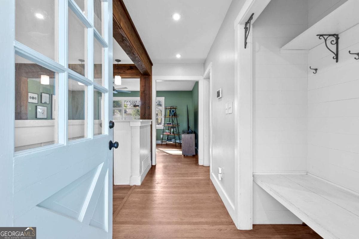 1800 Sandy Plains Rd — photo 2