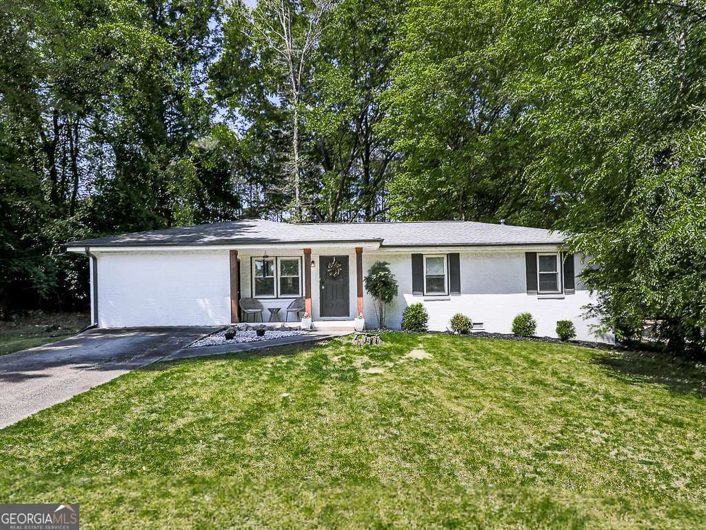 5950 John St — photo 1