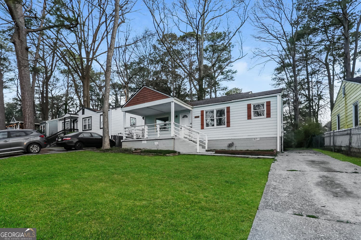 269 Moreland Way — photo 1