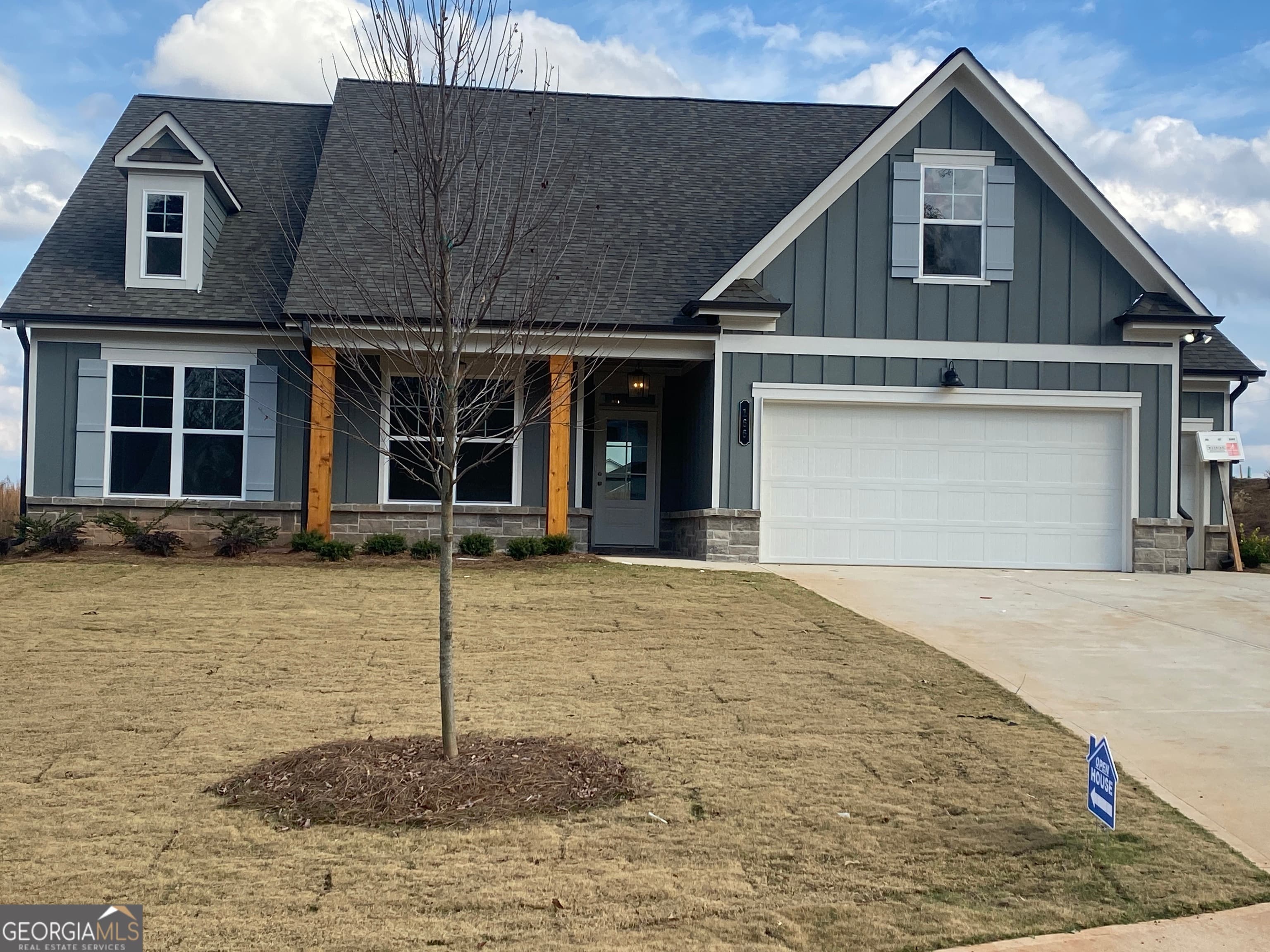 166 Montview Dr 112 — photo 2