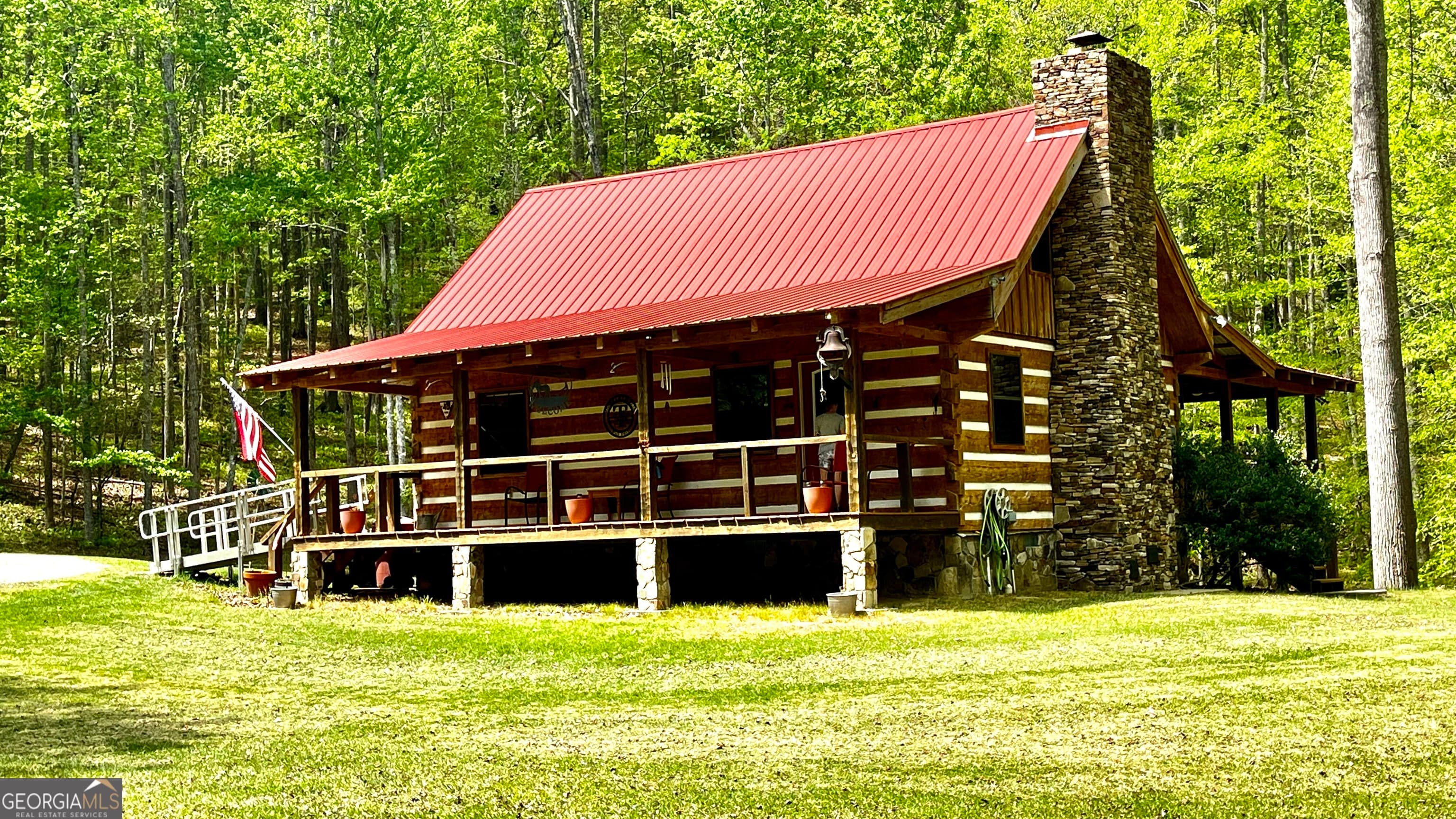 633 Timber Ridge Rd — photo 1