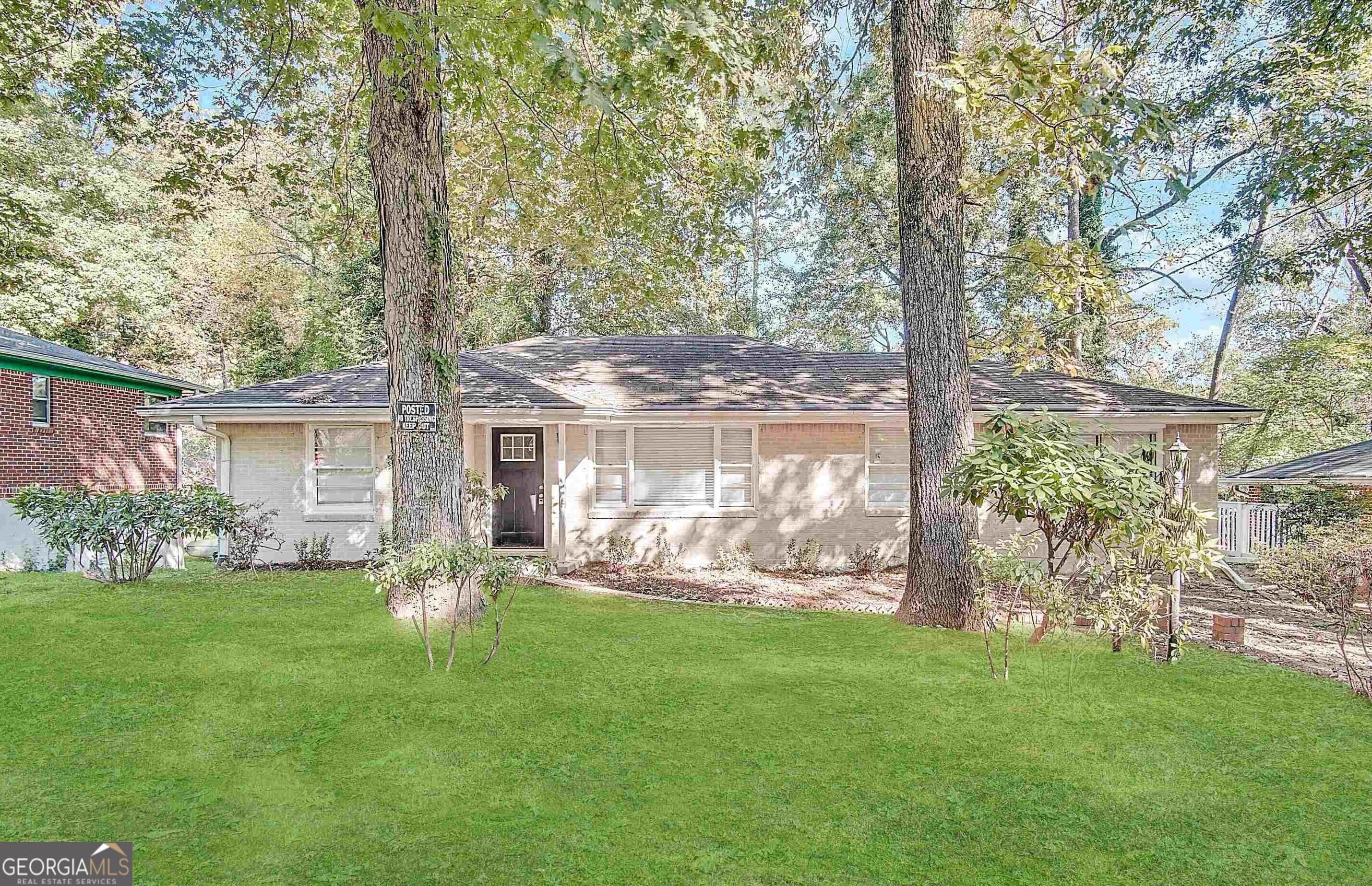 1923 Rosewood Rd — photo 1