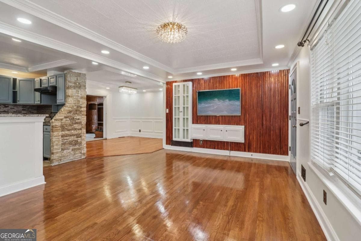 716 Carolina Rd — photo 1