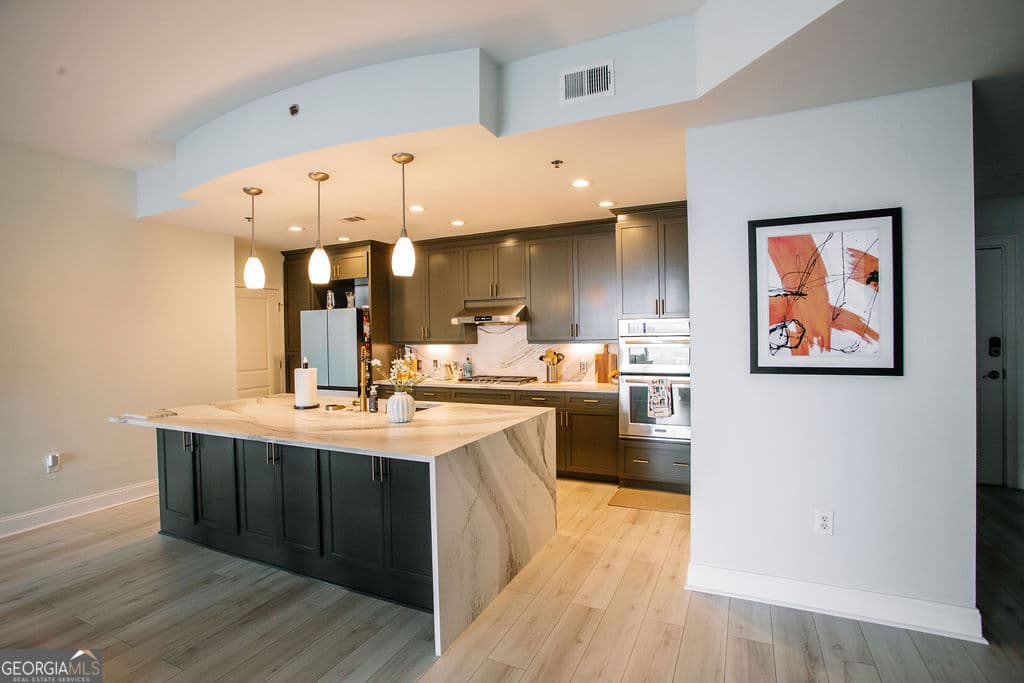 270 17th Nw St 3804 — photo 1