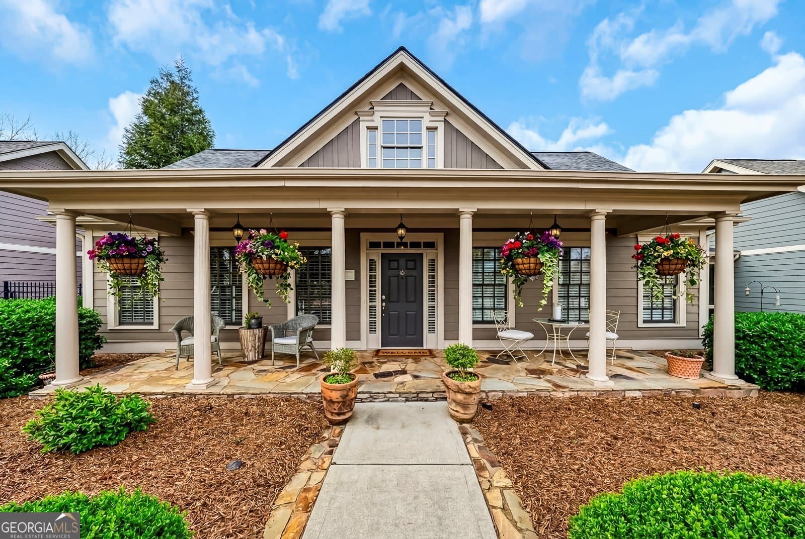 246 Somerset Circle — photo 1