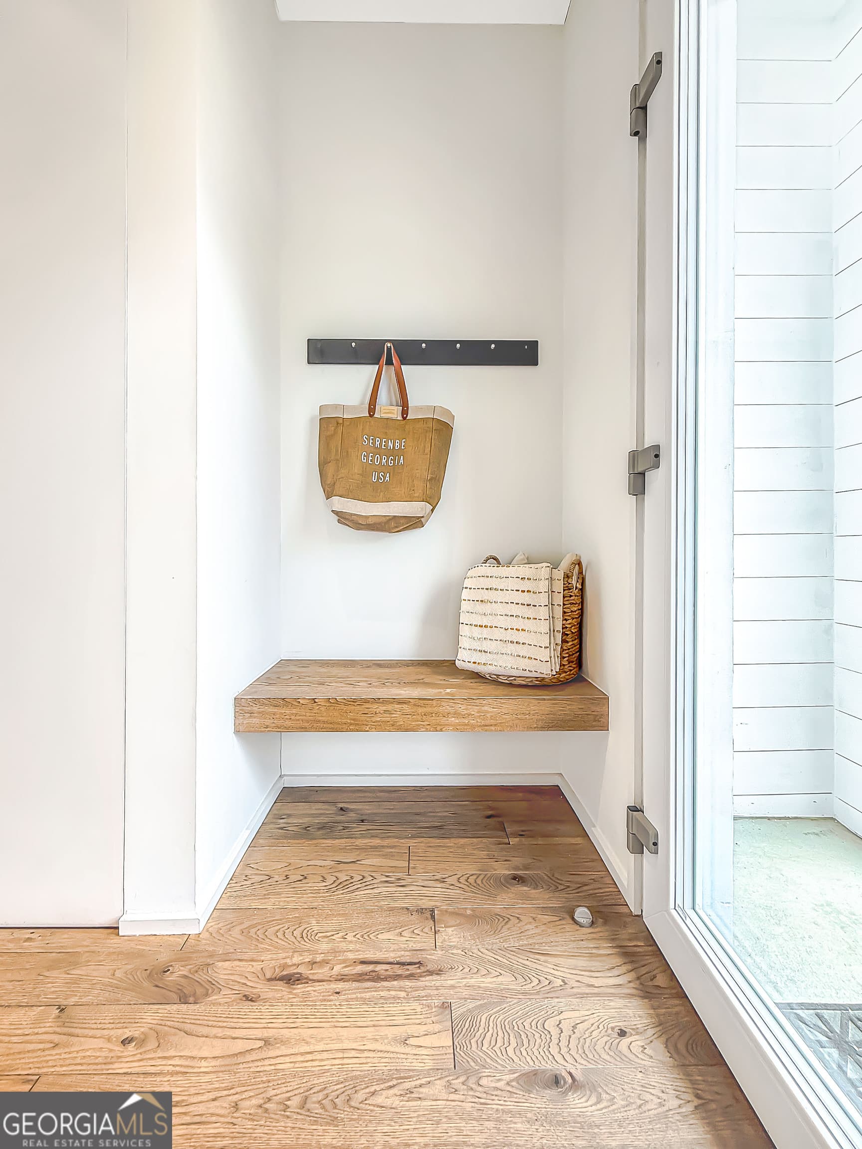 10548 Serenbe Ln — photo 2