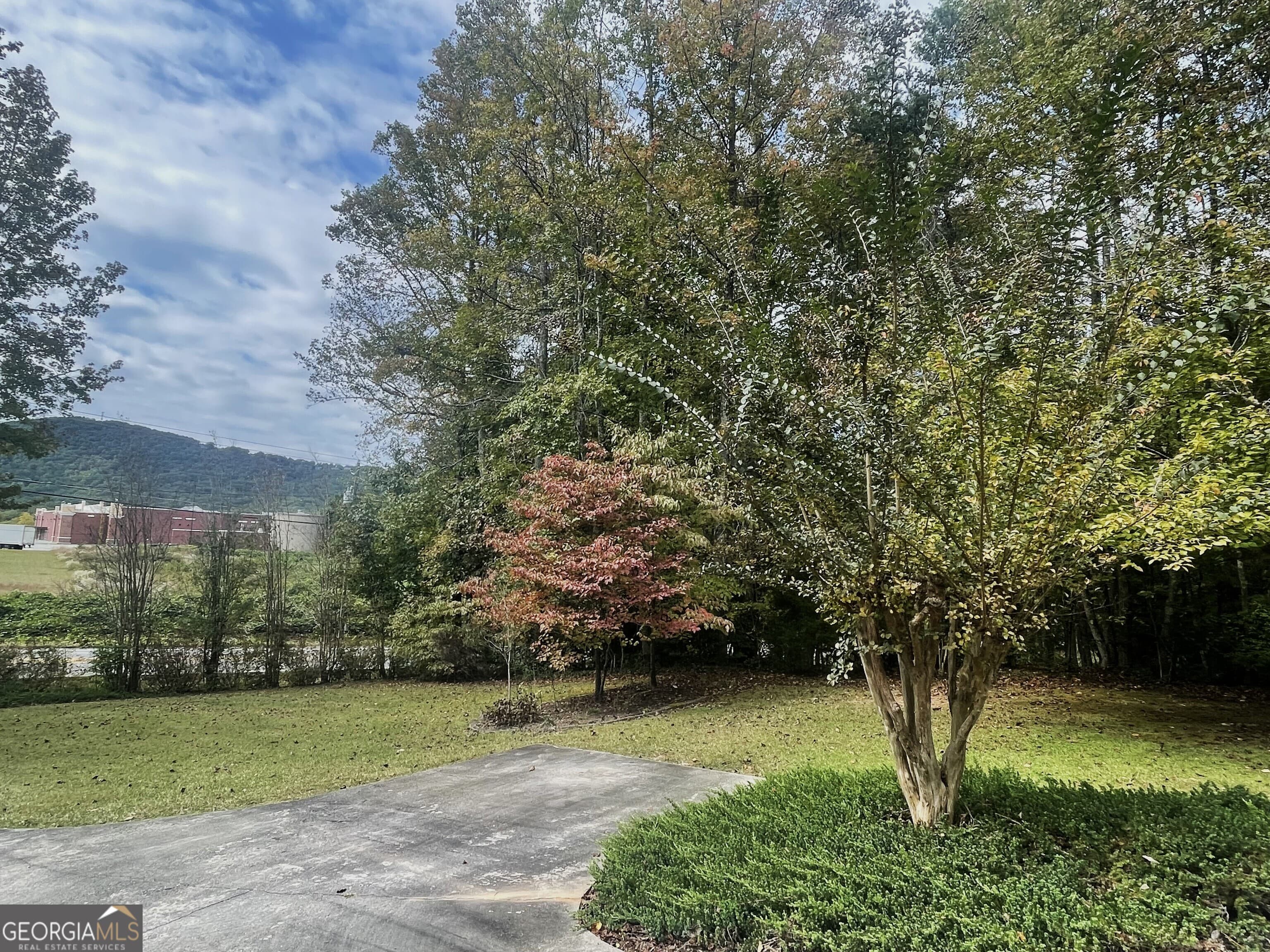 611 Hwy 75 S — photo 33