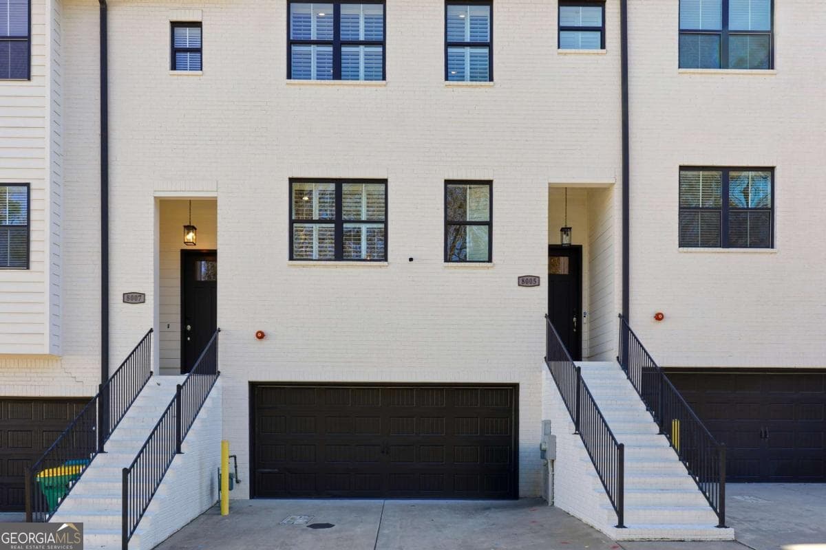 8005 Linfield Way — photo 2