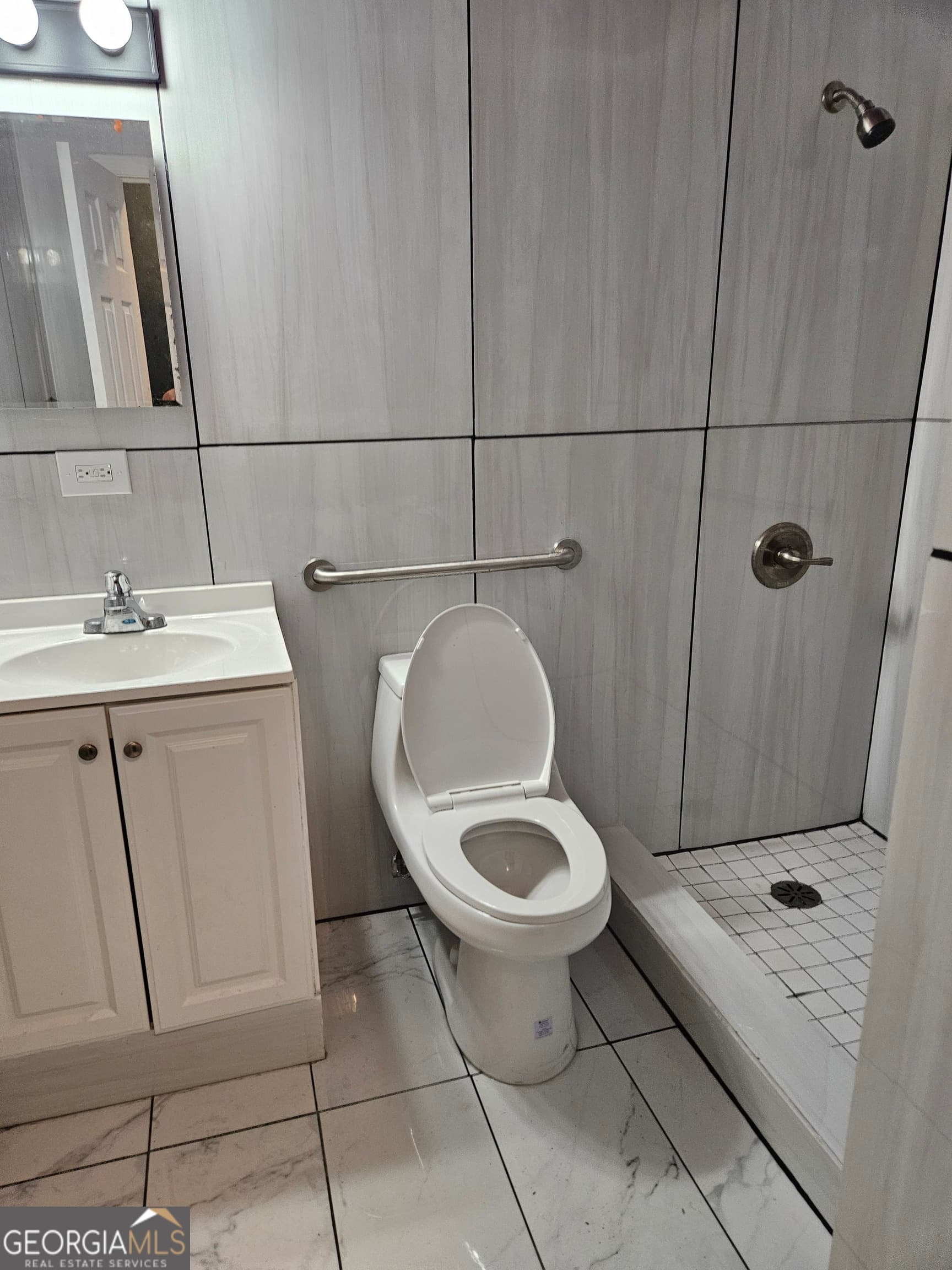 1702 Cardinal Dr — photo 3