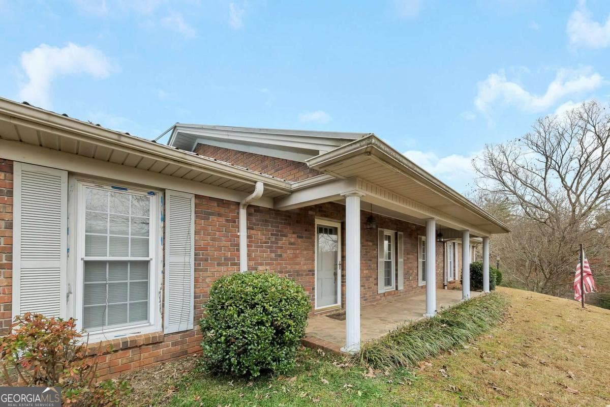 1870 Chatsworth Hwy — photo 2