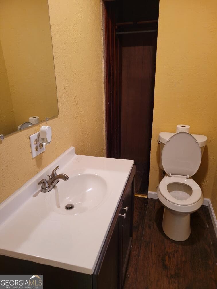 65 Long Station Rd — photo 20