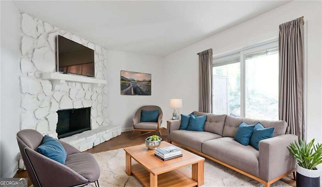 3557 Splinterwood Rd — photo 2