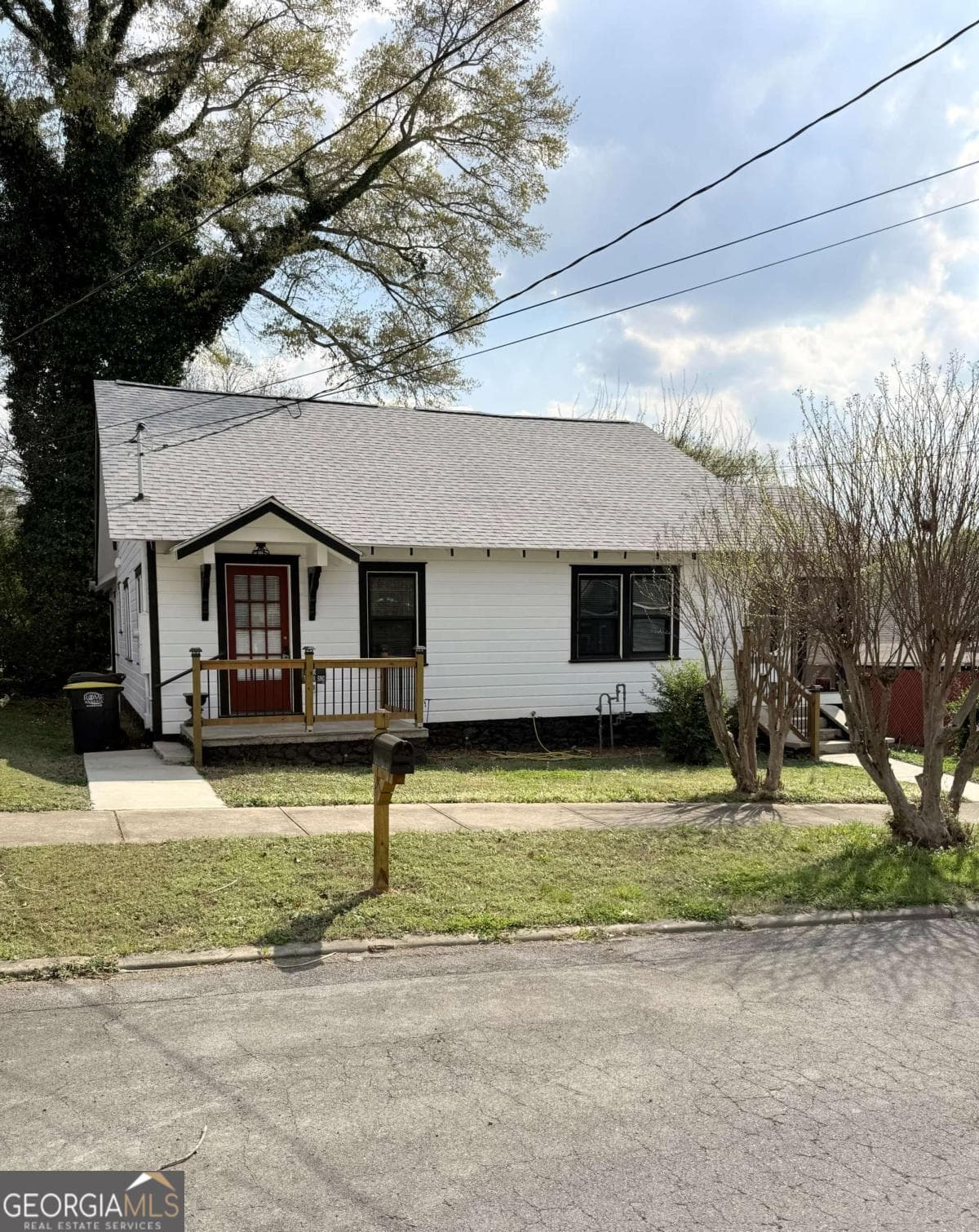 2 E 10th Sw St — photo 2