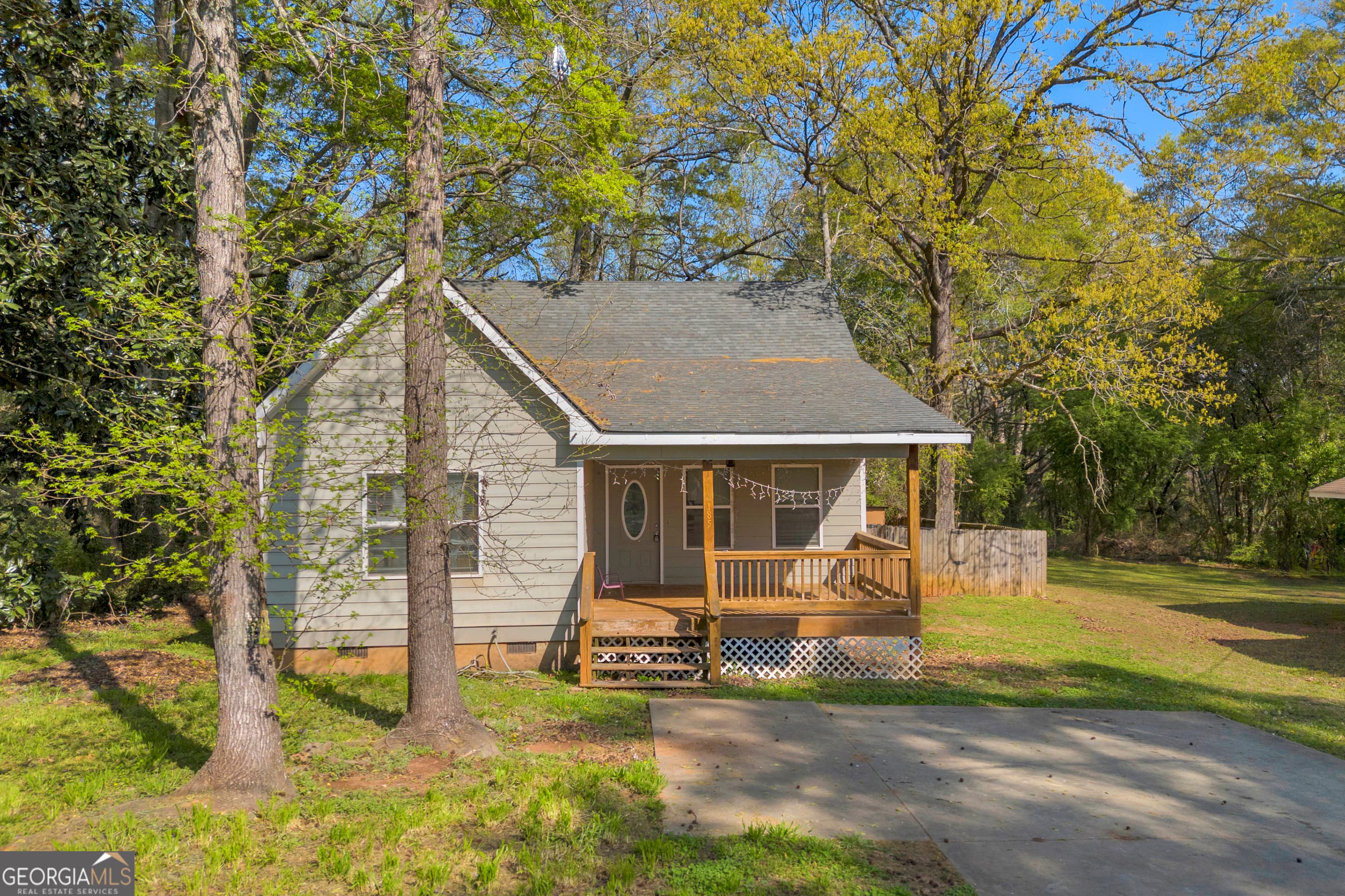 185 Garnet Ridge Dr — photo 1