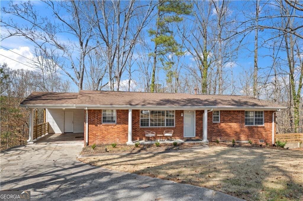 2440 Edgewater Sw Dr — photo 1