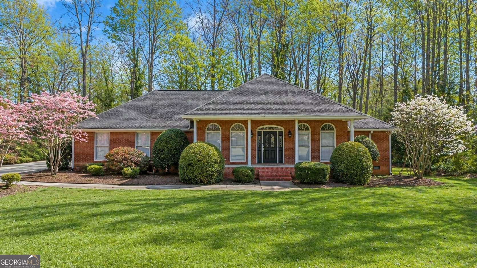 227 Rollingwood Nw Circle — photo 1