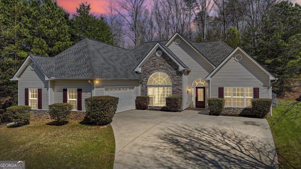 25 Cherokee Hills Dr — photo 1