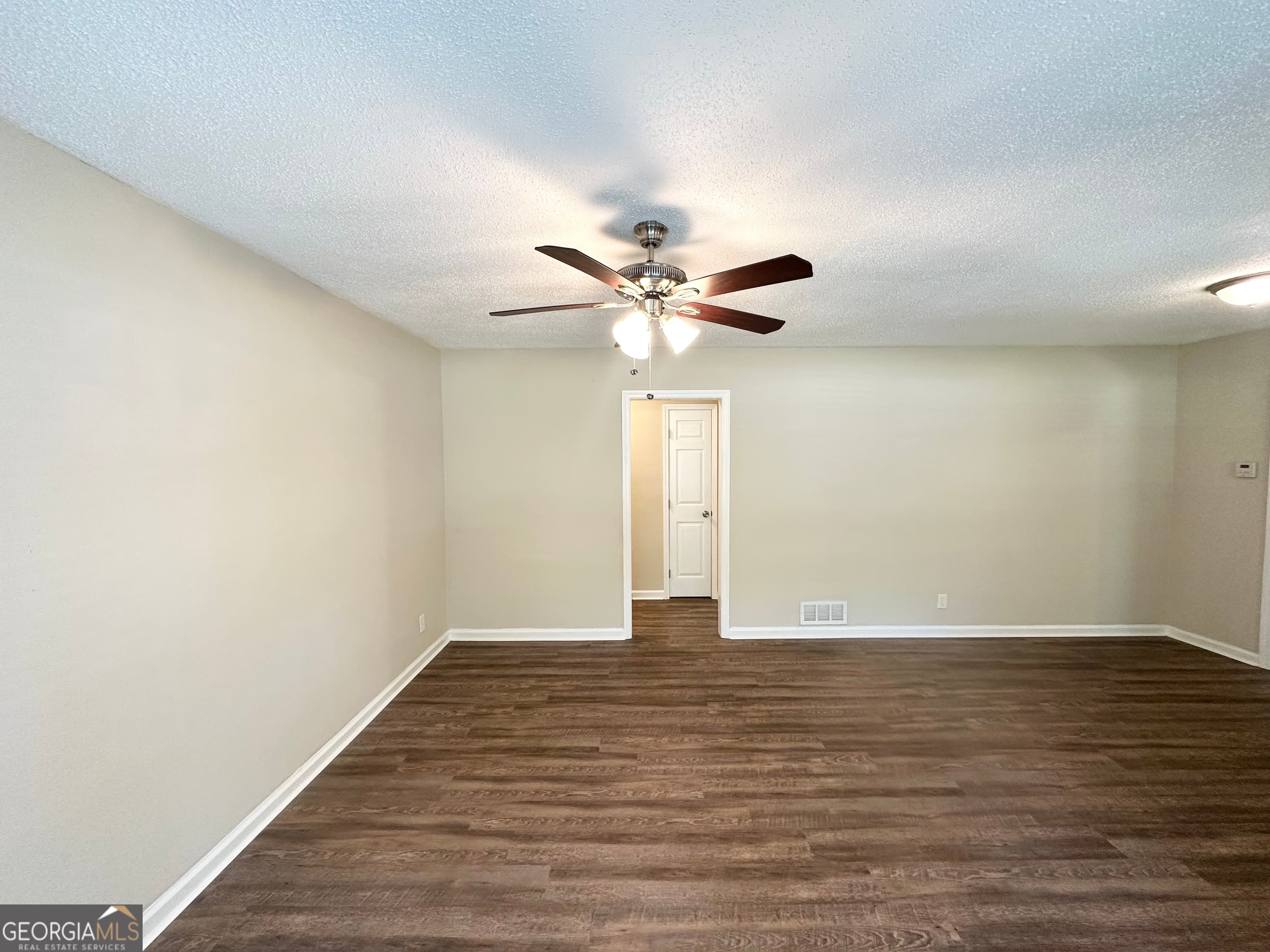 1089 Canal St — photo 2