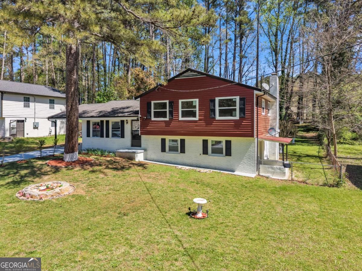 4310 Rocklane Dr — photo 2