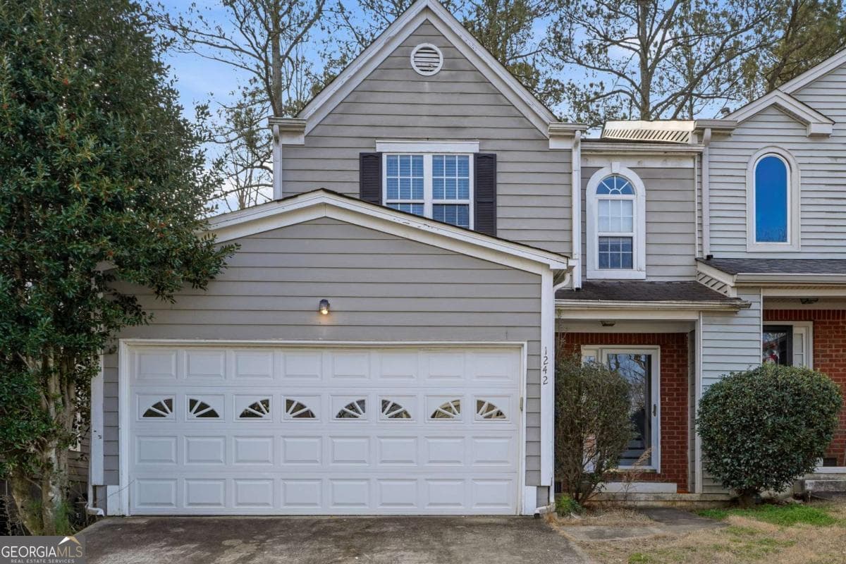 1242 Vintage Pointe Dr — photo 1