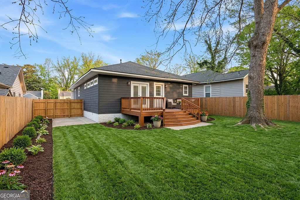 1454 Saint Francis Ave — photo 2