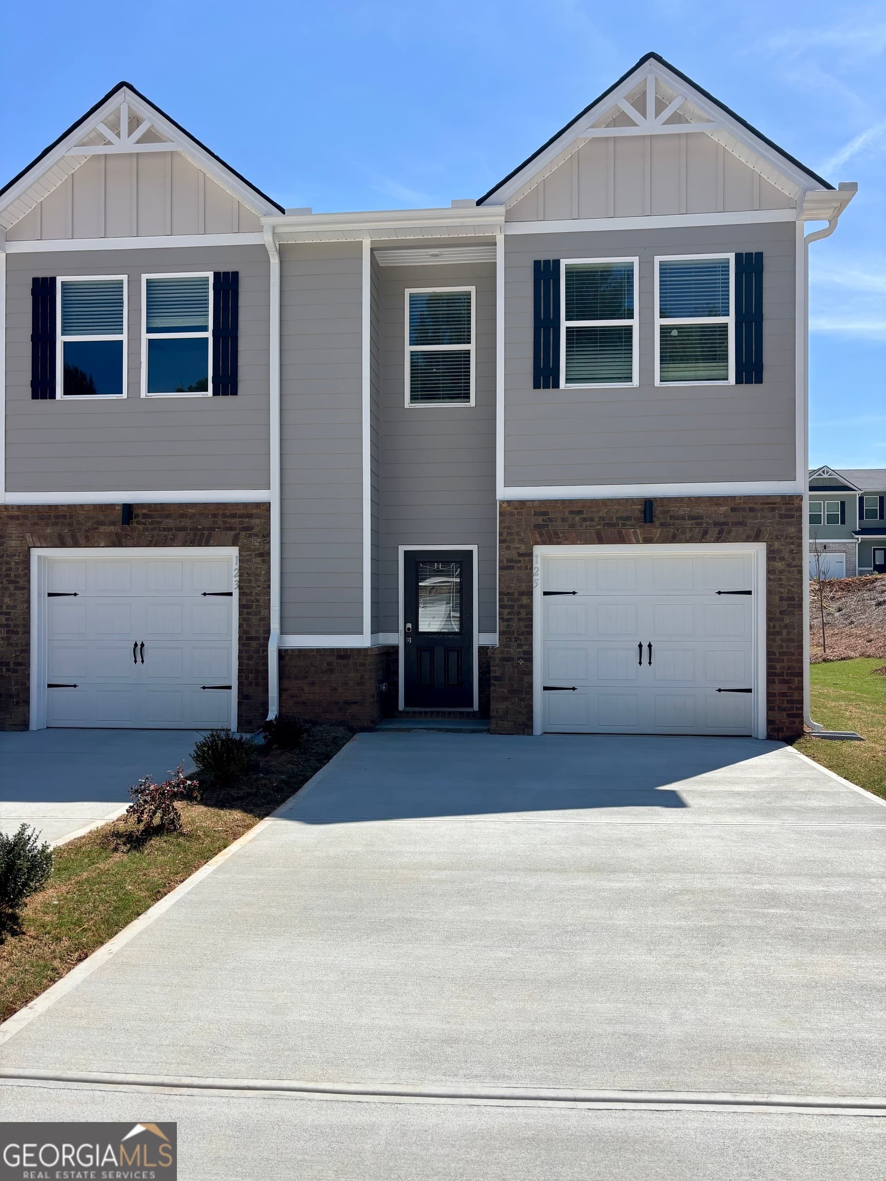 125 Meadowview Dr 14 — photo 1