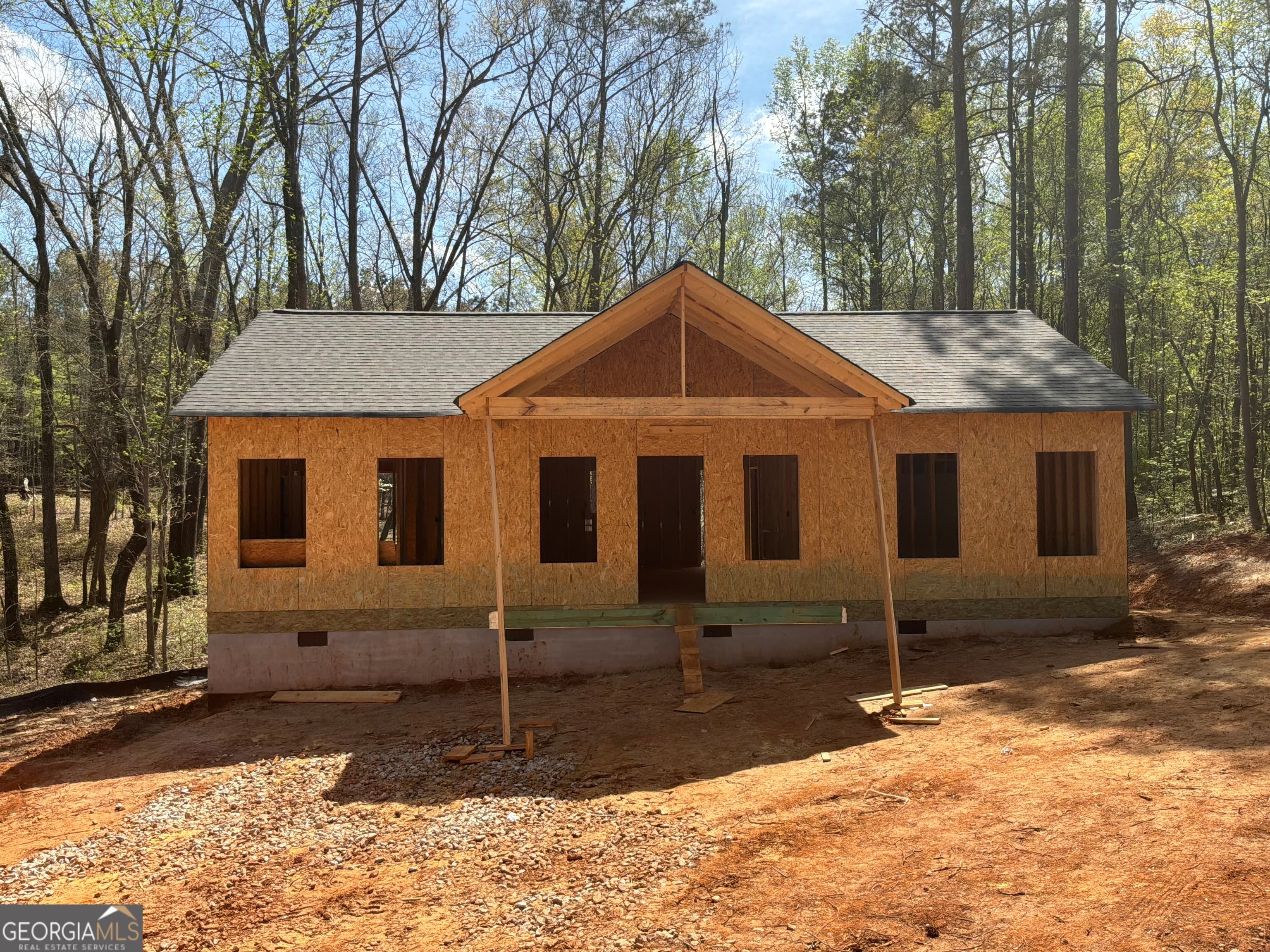 667 Cherokee Ln — photo 1