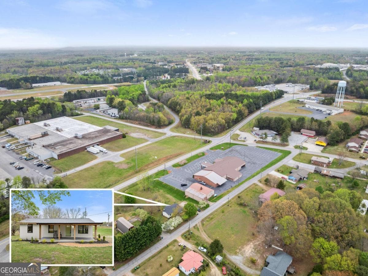 401 Wilbanks St — photo 35