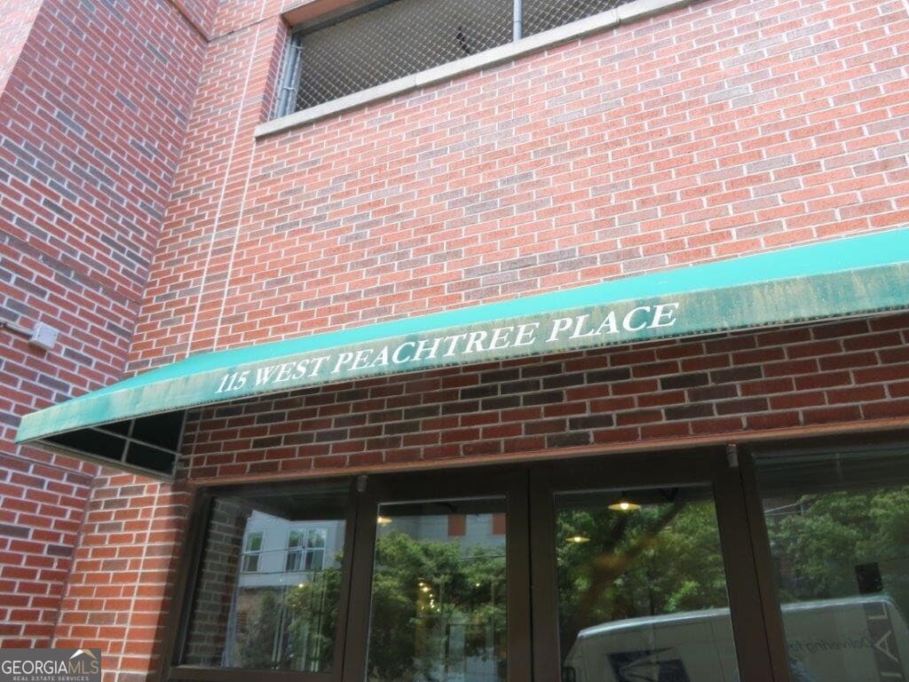 115 W Peachtree Nw Pl 702 — photo 2